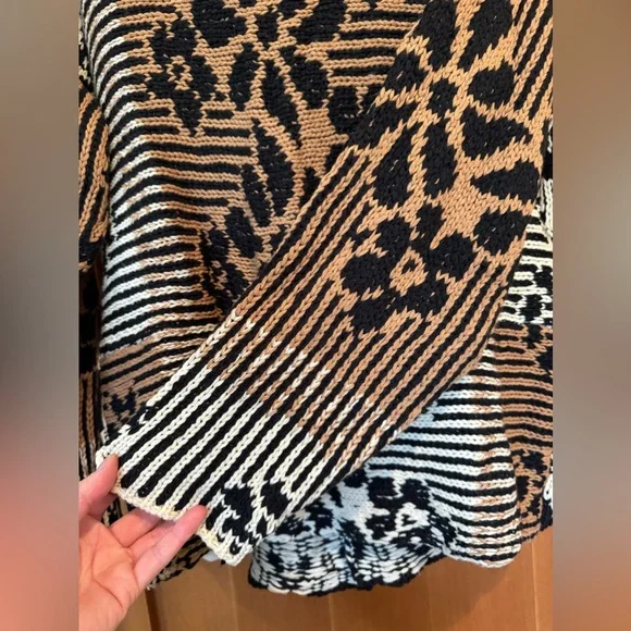 Free People Tate Black and Brown Patterned Cardigan XS - Picture 7 of 9